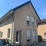 公寓 Cozy With Balcony And Parking In Tueddern Selfkant